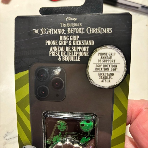 SPINPOP DISNEY The Nightmare Before Christmas Jack  Skelington Sally Ring Grip - Picture 3 of 4